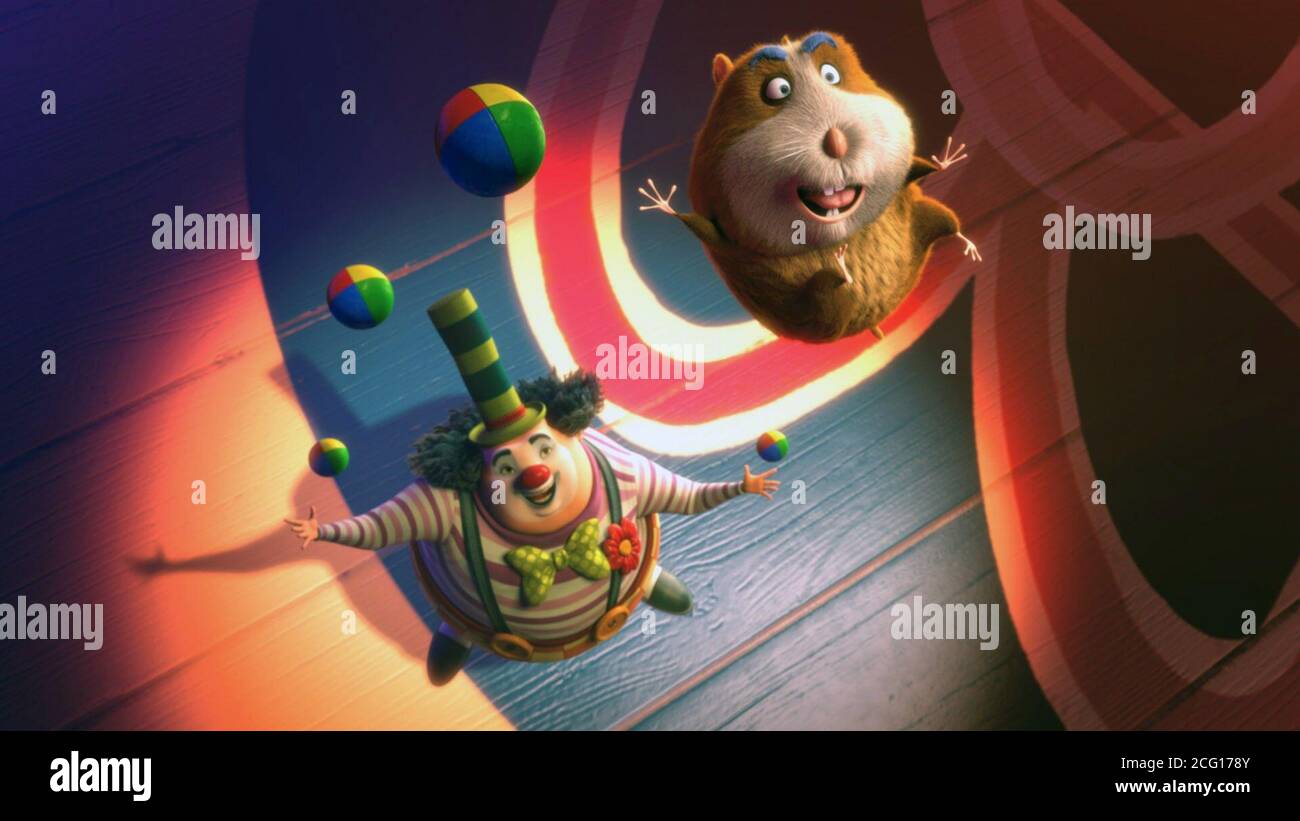 ANIMAL CRACKERS, from left Chesterfield (voice Danny DeVito), Owen