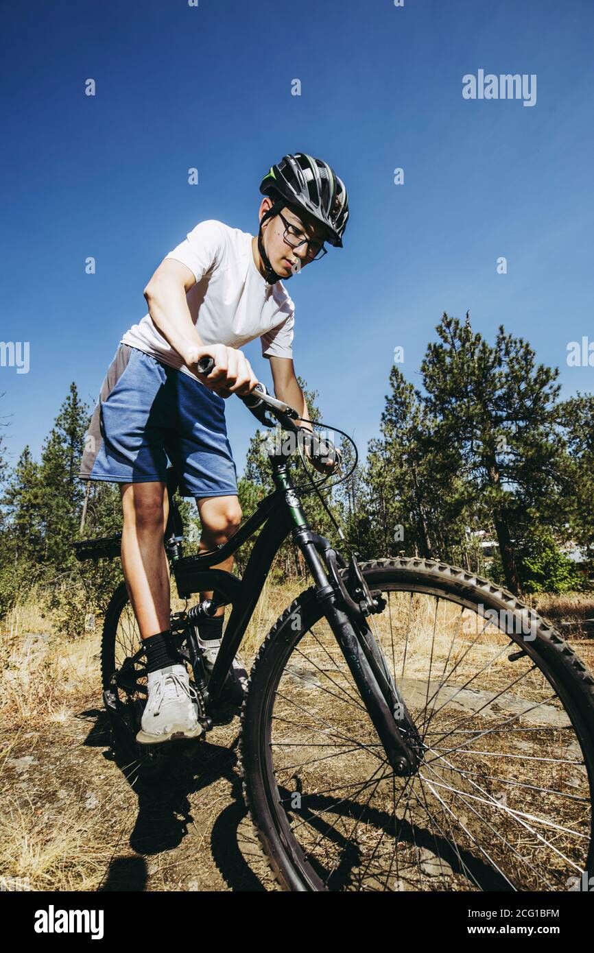 Mountain bike teenager boy sales