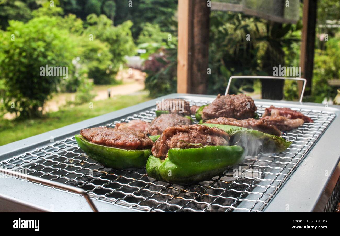 Piman Stuffed green peppers (Piiman no nikuzume), a Japanese yakitori ...