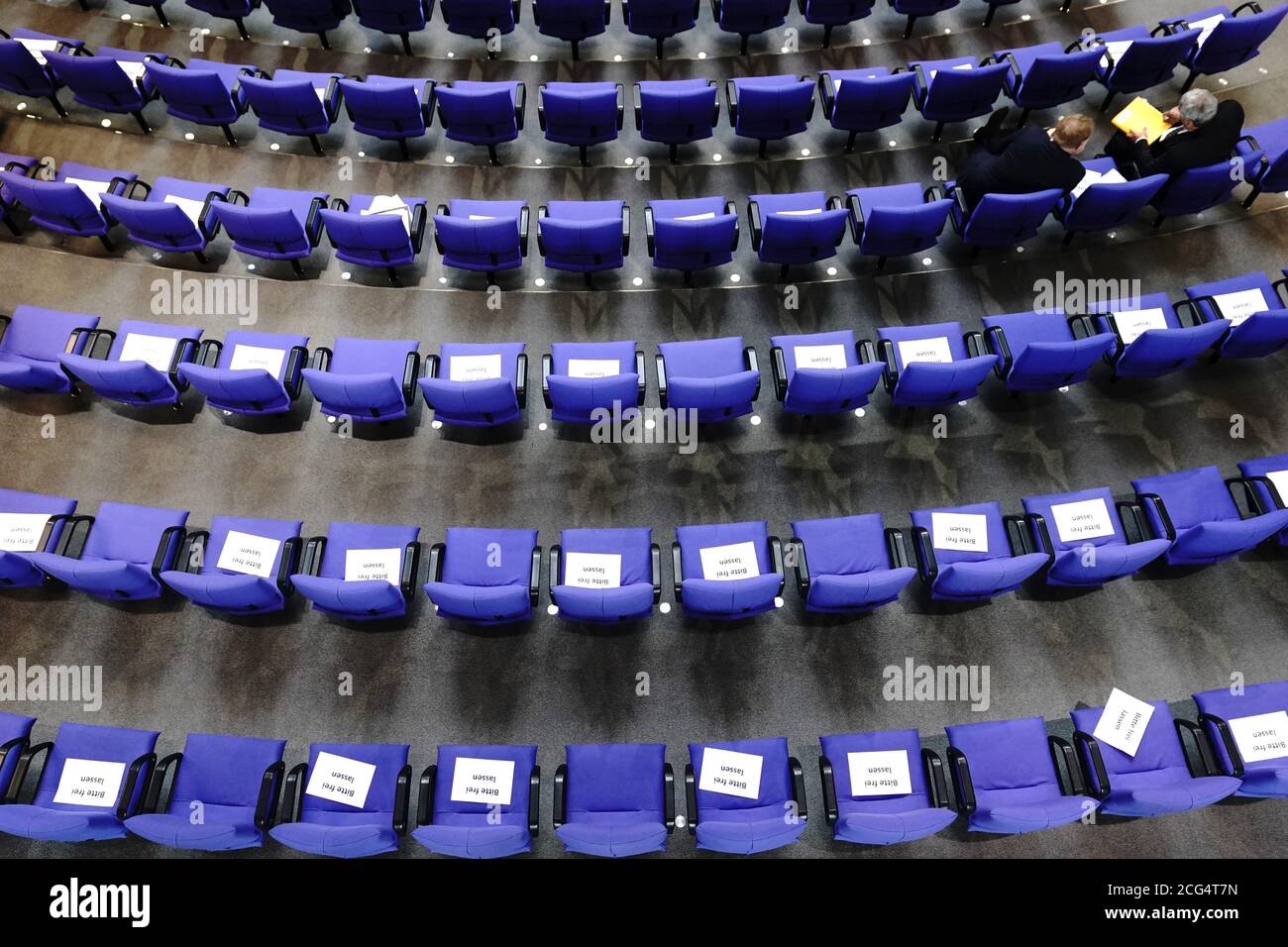Berlin, Germany. 09th Sep, 2020. Slips of paper with the inscription 'Bitte frei lassen' (Please leave blank) are on the chairs of the members of the Bundestag during the session of the Bundestag. Credit: Kay Nietfeld/dpa/Alamy Live News Stock Photo