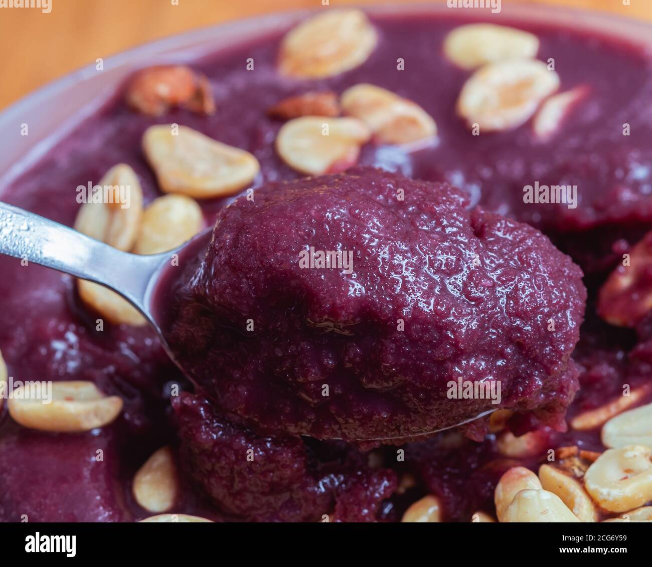 frozen acai whit guaraná ( Açaí congelado com guaraná ). Brazilian food