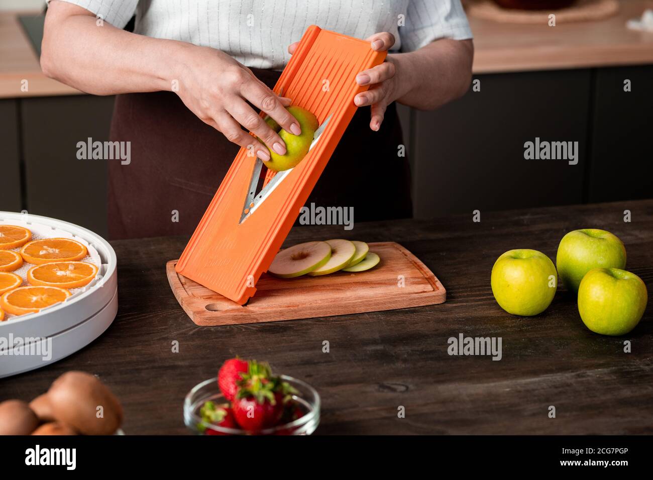 Mandoline slicer hi-res stock photography and images - Alamy