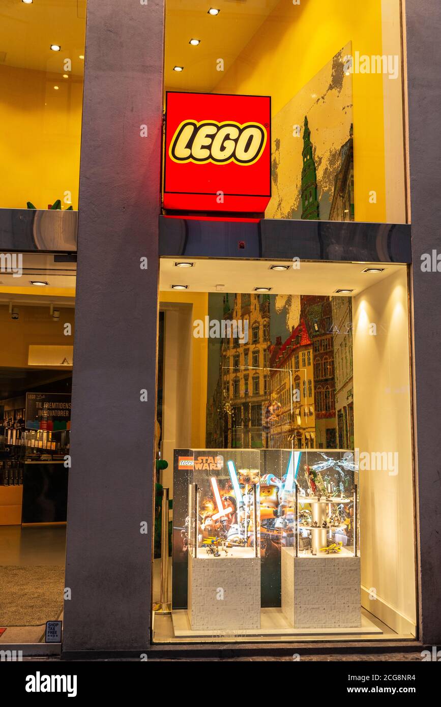 Lego Store Copenhagen High Resolution Stock Photography And Images Alamy