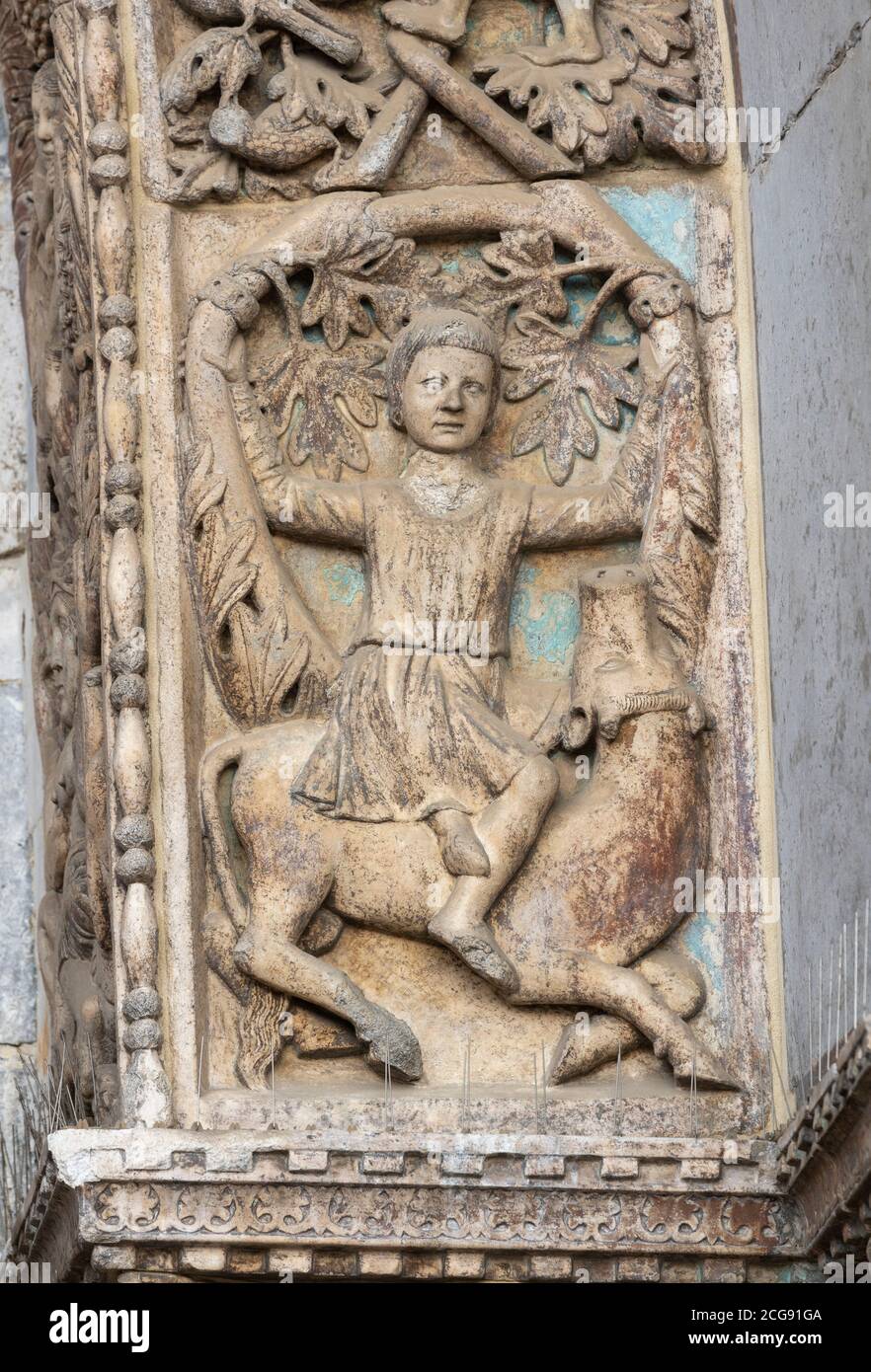 Venedig, Markusplatz (Piazza San Marco), Markusdom (Basilica di San Marco), Reliefs an der Nordfassade Stock Photo