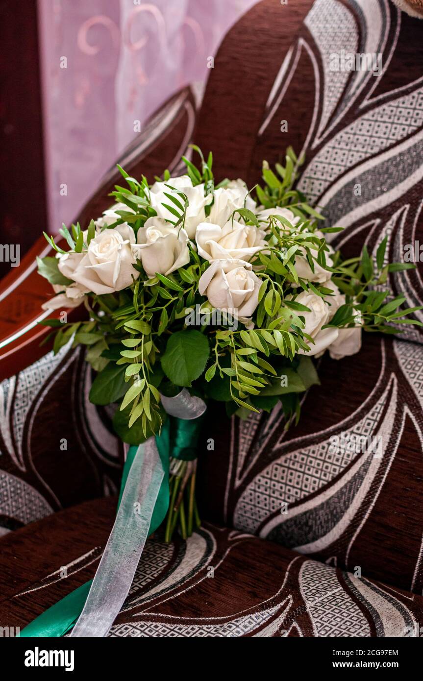 bridal bouquet of white roses Stock Photo Alamy