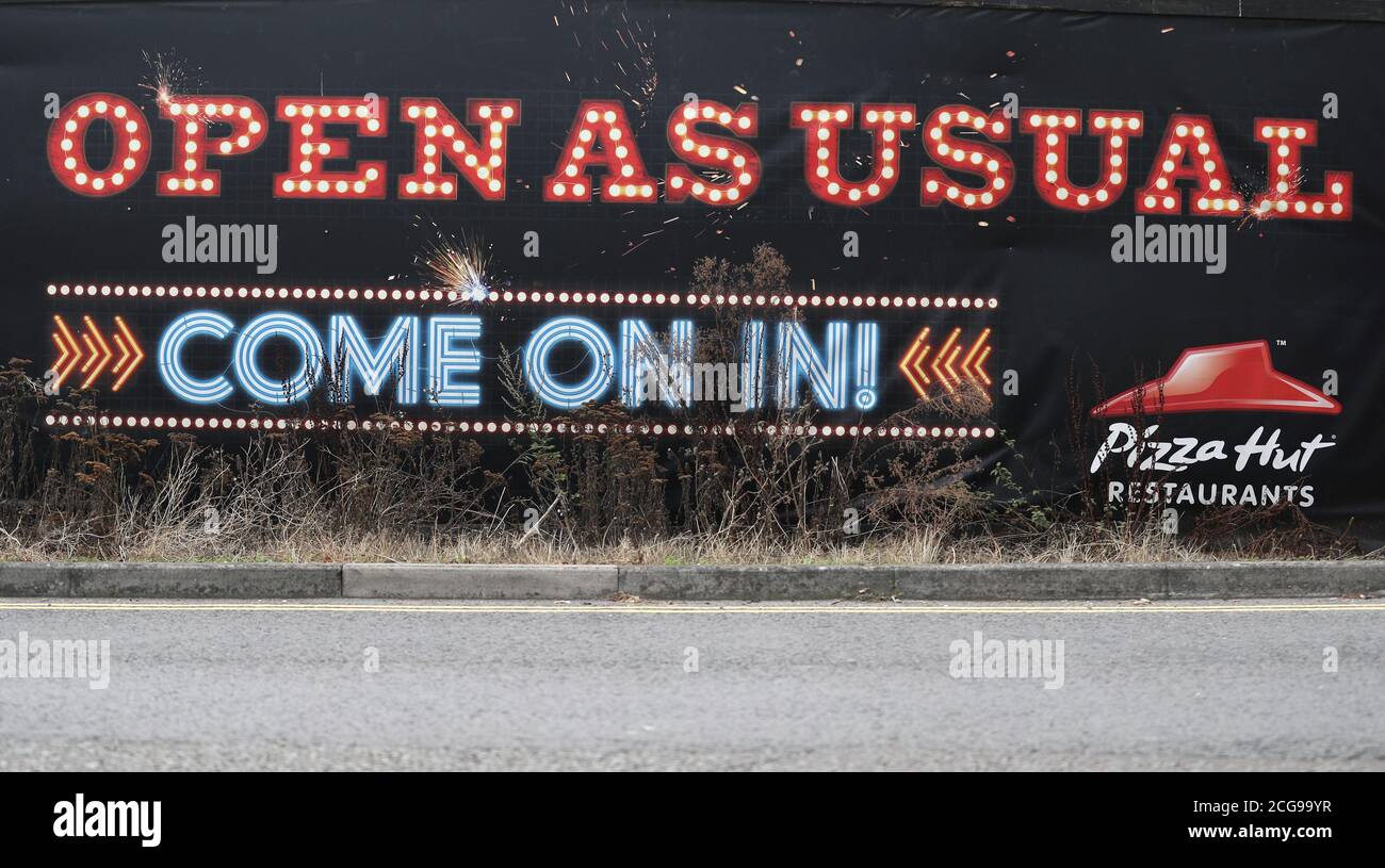 Signage for a Pizza Hut Restaurant near Cosham in Portsmouth on the day