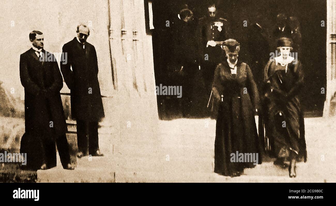 Farnborough , UK, 1920 .The Queen of England and ex Queen of Spain leave the Last Rites  funeral service of ex Empress Eugenie wife of Napoleon III (aged  94)    ===    Doña María Eugenia Ignacia Agustina de Palafox y Kirkpatrick, 16th Countess of Teba, 15th Marchioness of Ardales (1826 – 1920), popularly known as Eugénie de Montijo   was the last empress of the French (1853–1870) as the wife of Emperor Napoleon III. Stock Photo
