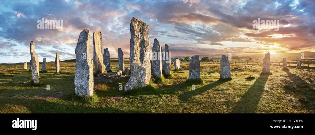 Panorama of Calanais Standing Stones central stone circle erected between 2900-2600BC measuring 11 metres wide. At the centre of the ring stands a hu Stock Photo