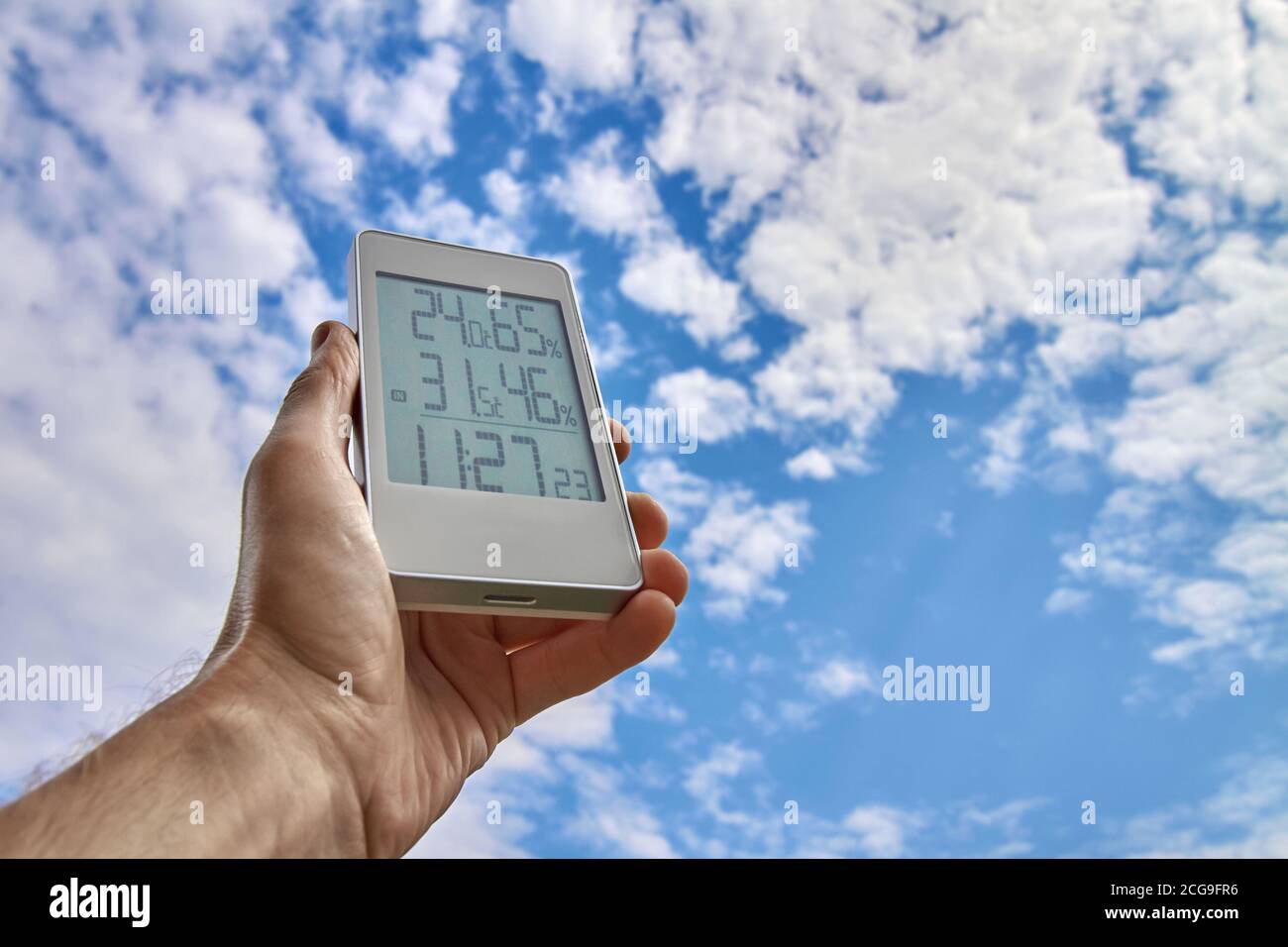 Best personal weather station device with weather conditions inside and