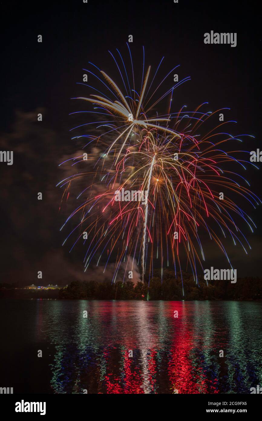 Red white blue fireworks hires stock photography and images Alamy