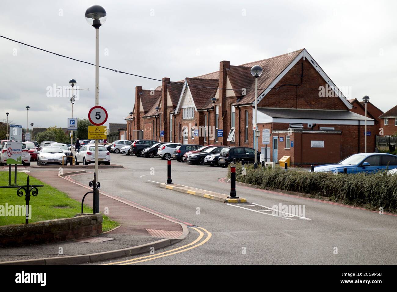 Royal leamington spa hires stock photography and images Alamy