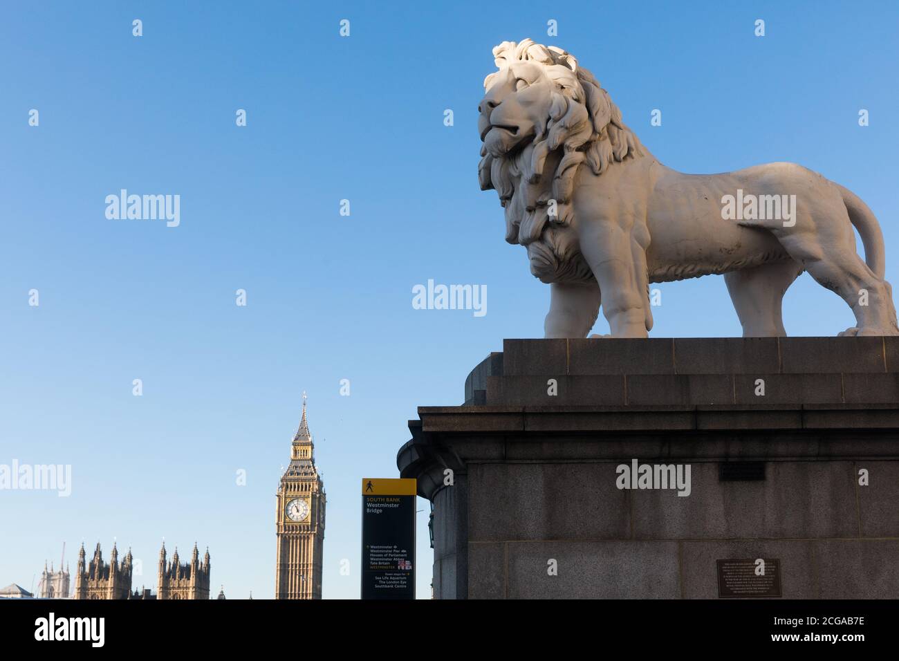 South Bank Lion Stock Photo Alamy