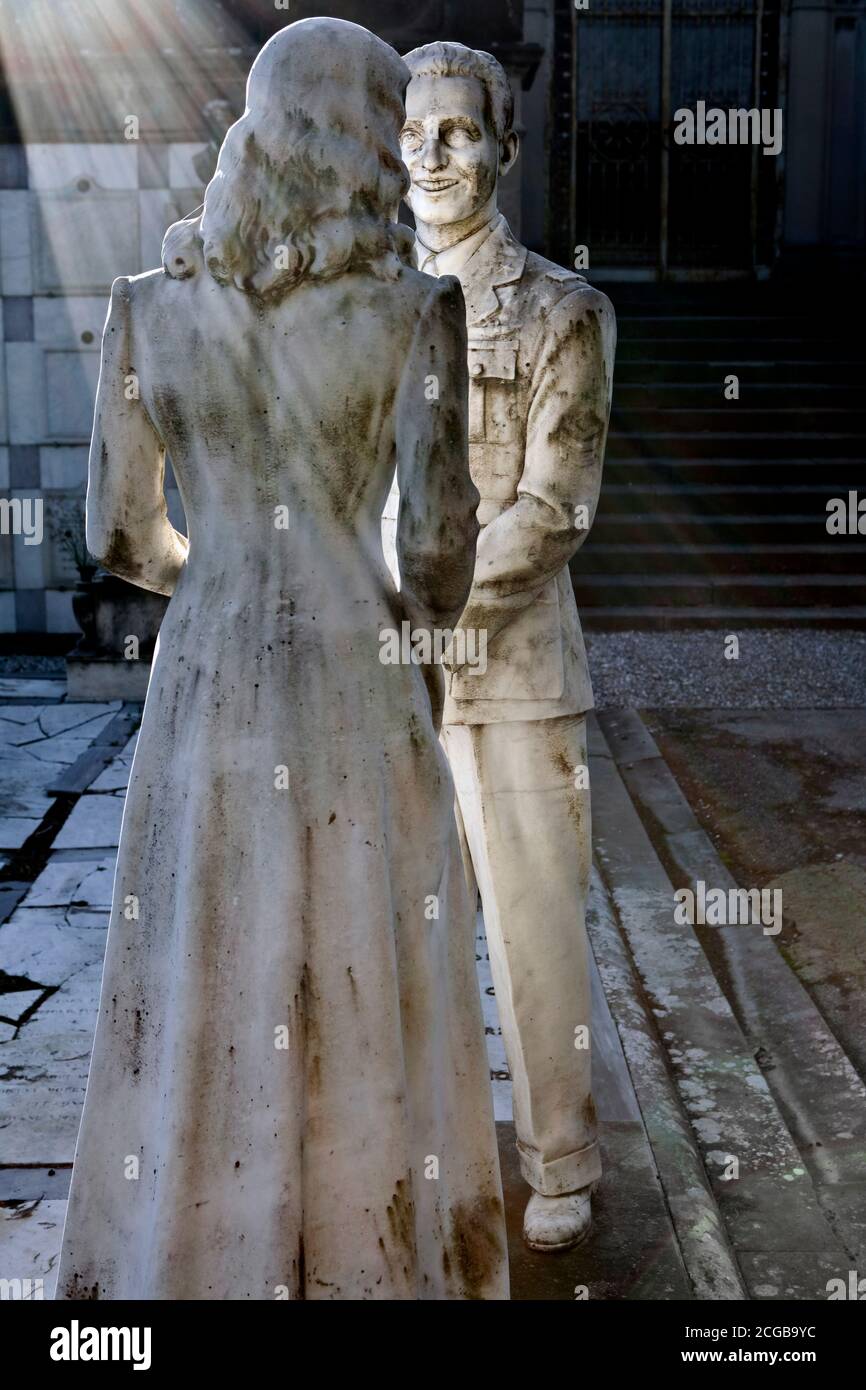 FLORENCE - Statues of a couple on the cemetery San Miniato al Monte Stock Photo