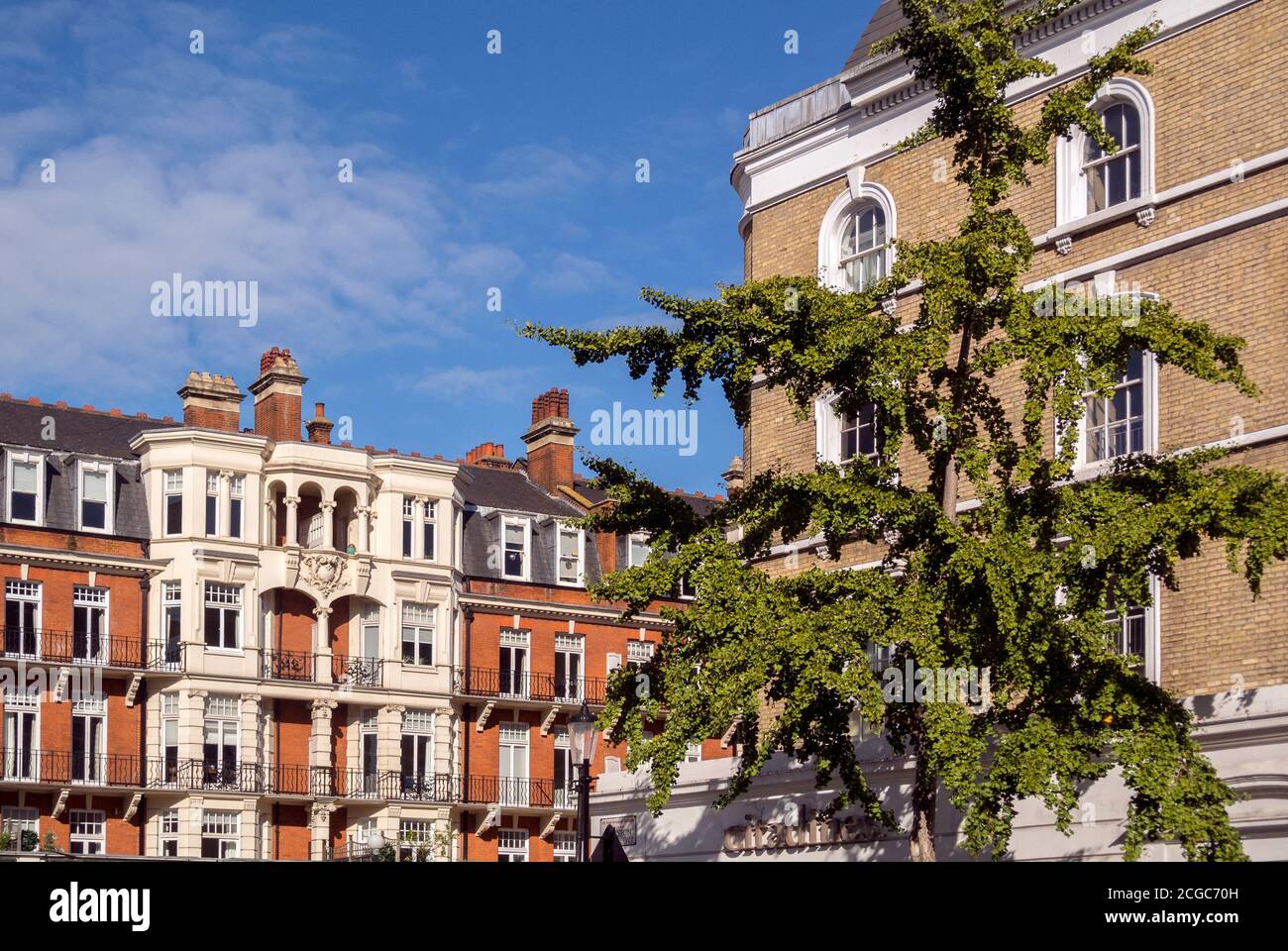 Gloucester Road, South Kensington, London Stock Photo Alamy