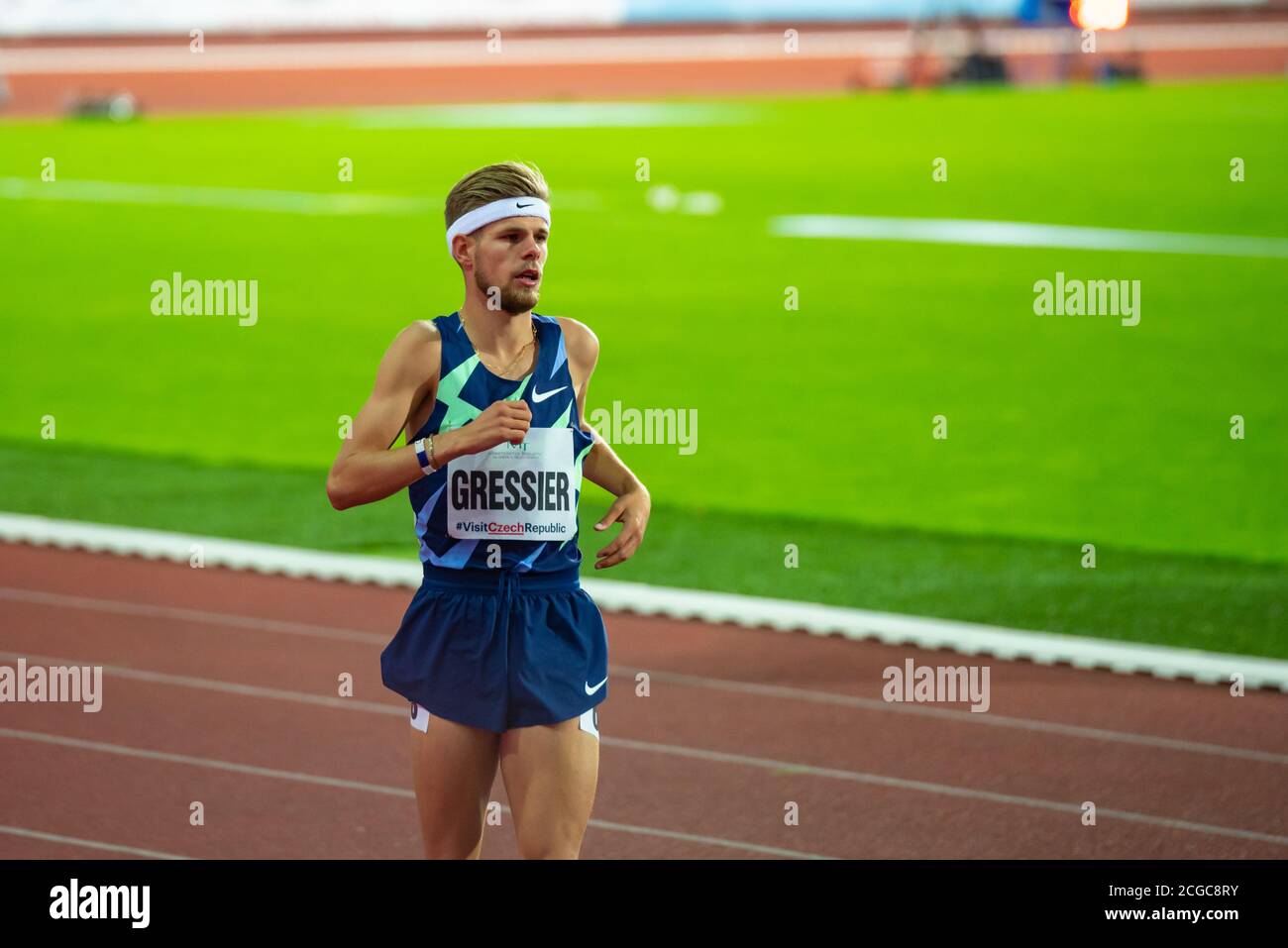 OSTRAVA, CZECH REPUBLIC, SEPTEMBER. 8. 2020: Jimmy Gressier French  long-distance runner in Nike singlet before 1500 meters race Stock Photo -  Alamy