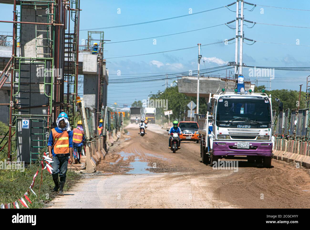 AYUTTHAYA, THAILAND, JUN 03 2020, A cars is passing through the construction site of the bridge bypass. Stock Photo