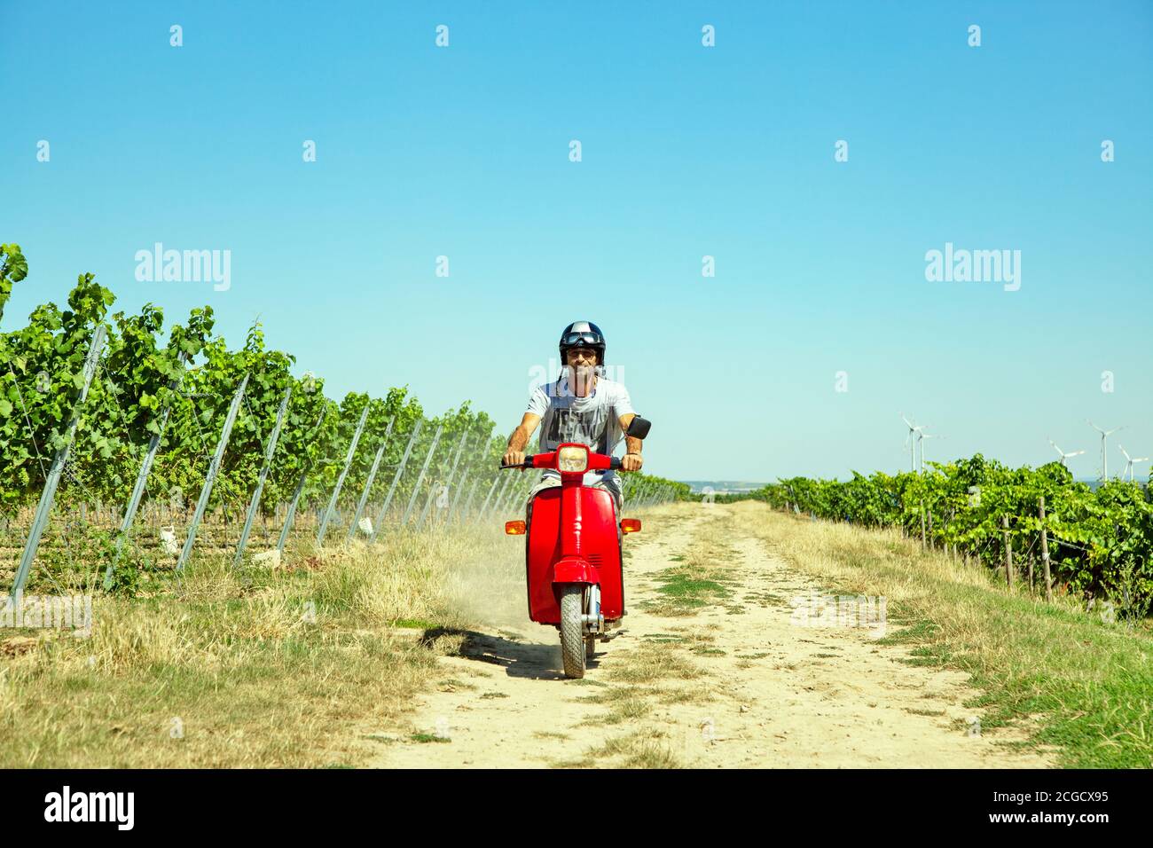 Moped rides hi-res stock photography and images - Alamy
