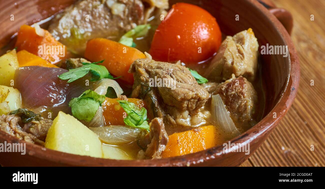 Banski chomlek - Bulgarian typical dishes offered in Bansko and Dobrinishte Stock Photo