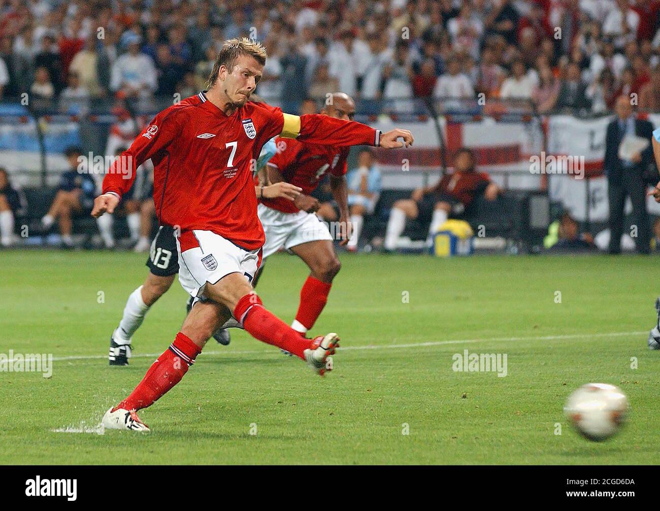 England 2002 world cup football hi-res stock photography and 