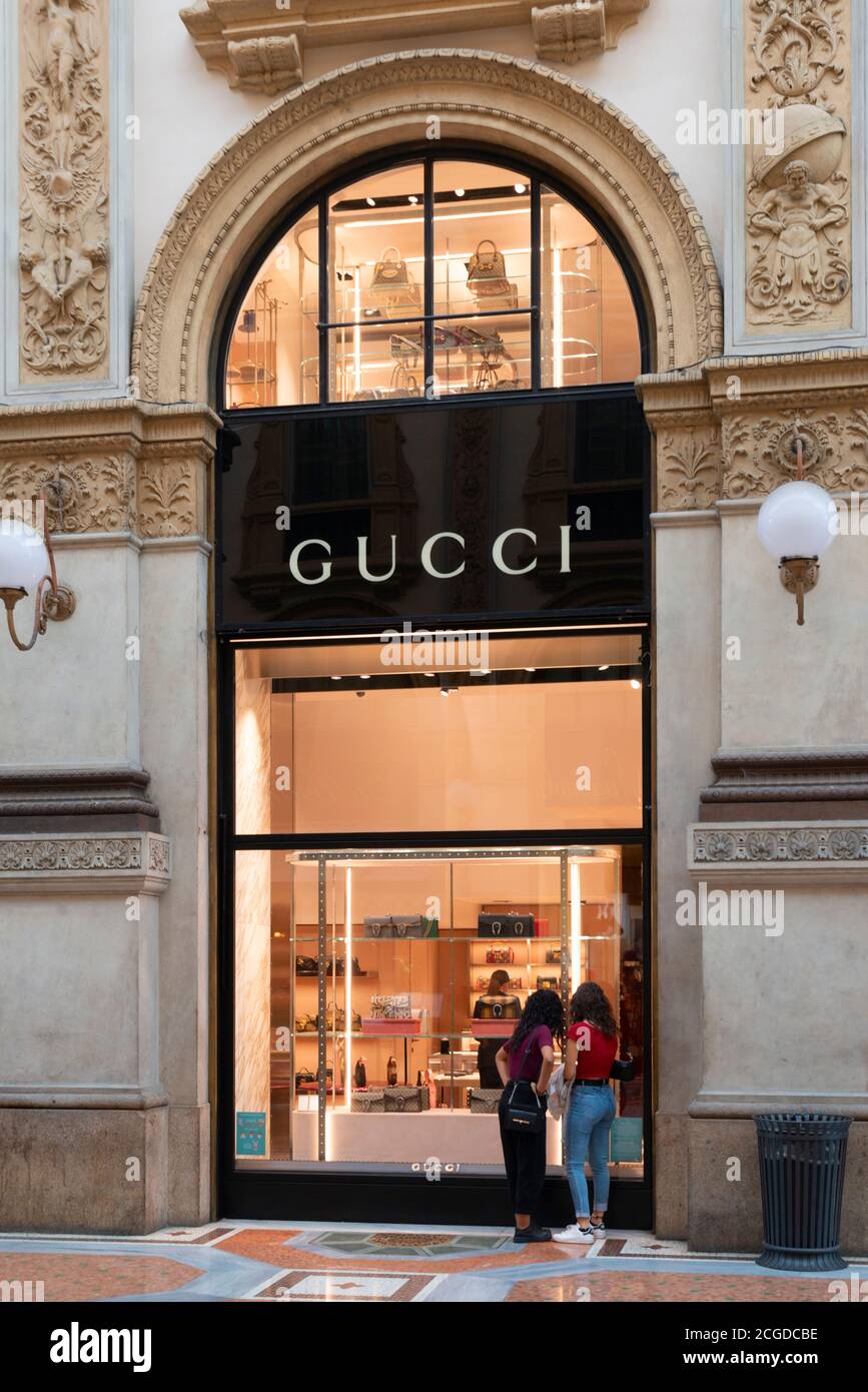Italy, Lombardy, Milan, Vittorio Emanuele II Shopping Gallery, Gucci  Boutique Stock Photo - Alamy