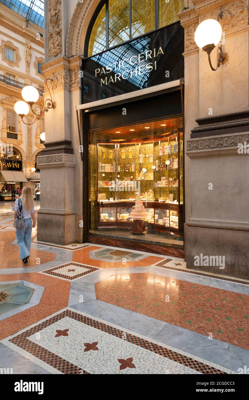 Italy, Lombardy, Milan, Vittorio Emanuele II Shopping Gallery