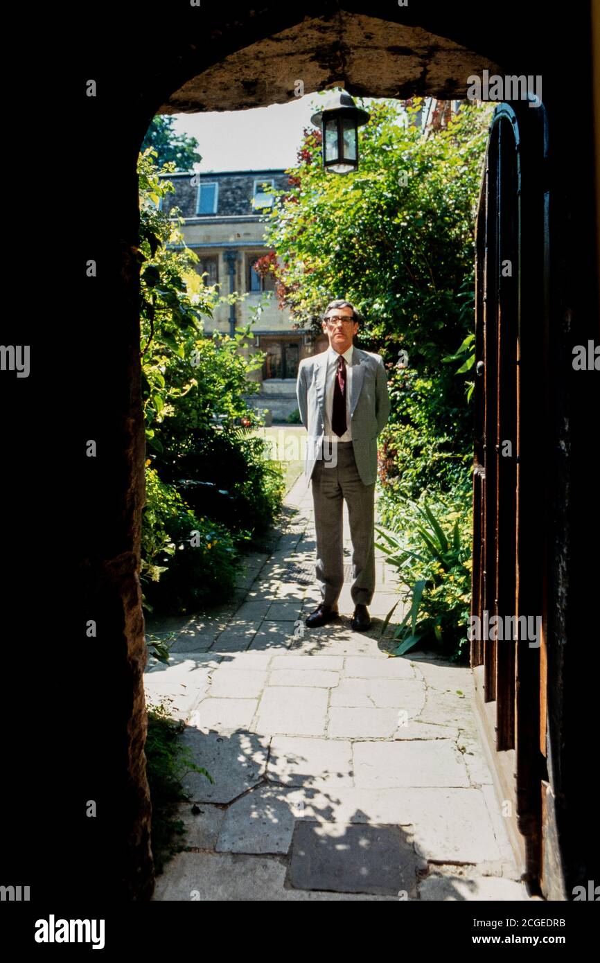 Keith Thomas is the President of Corpus Christi College, Oxford . 28