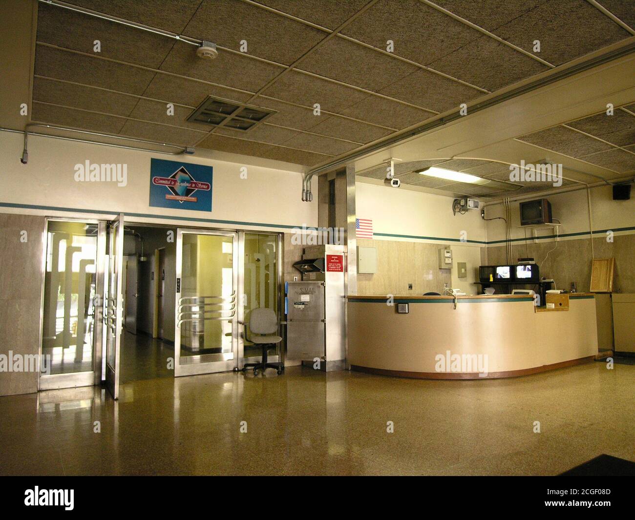 Los Angeles, California, USA - January 2005:  Archival view of the old Department of Transportation Caltrans state office building lobby at 120 S Spring Street.  The building was torn down in 2006. Stock Photo