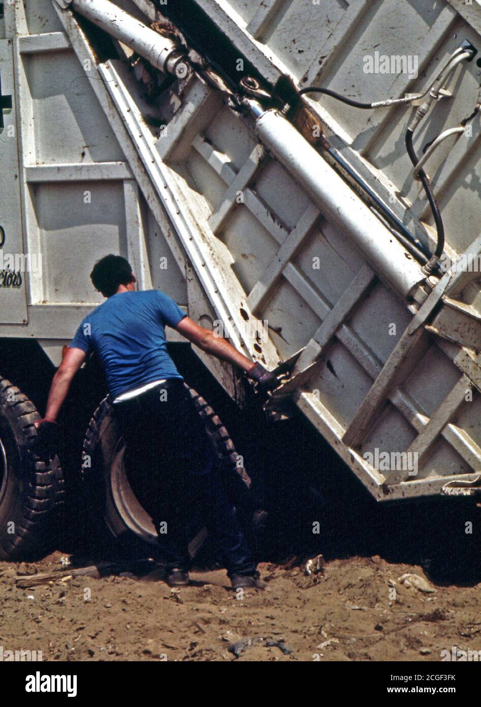 1970s garbage truck hires stock photography and images Alamy