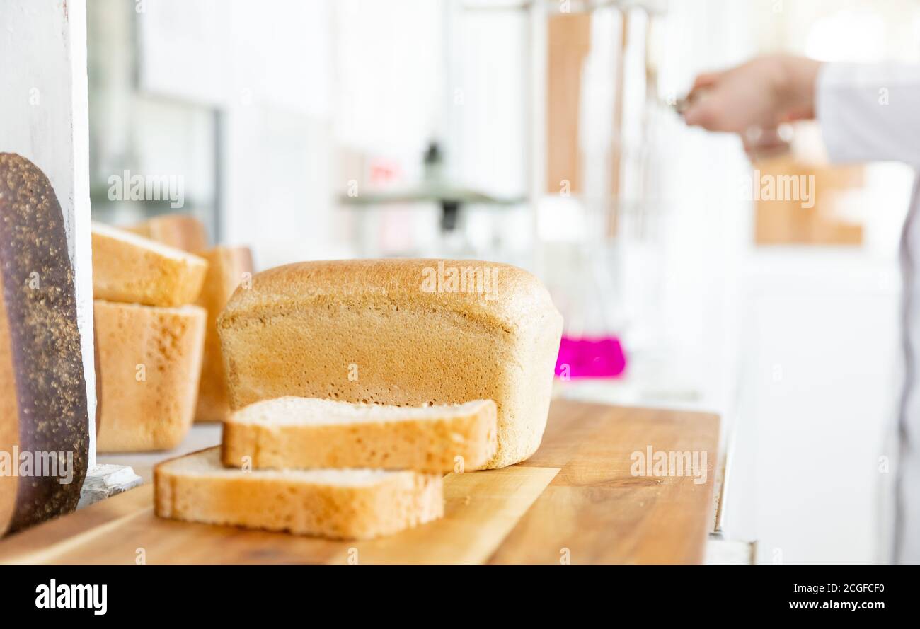 Food delivery industry analysis hi-res stock photography and images - Alamy
