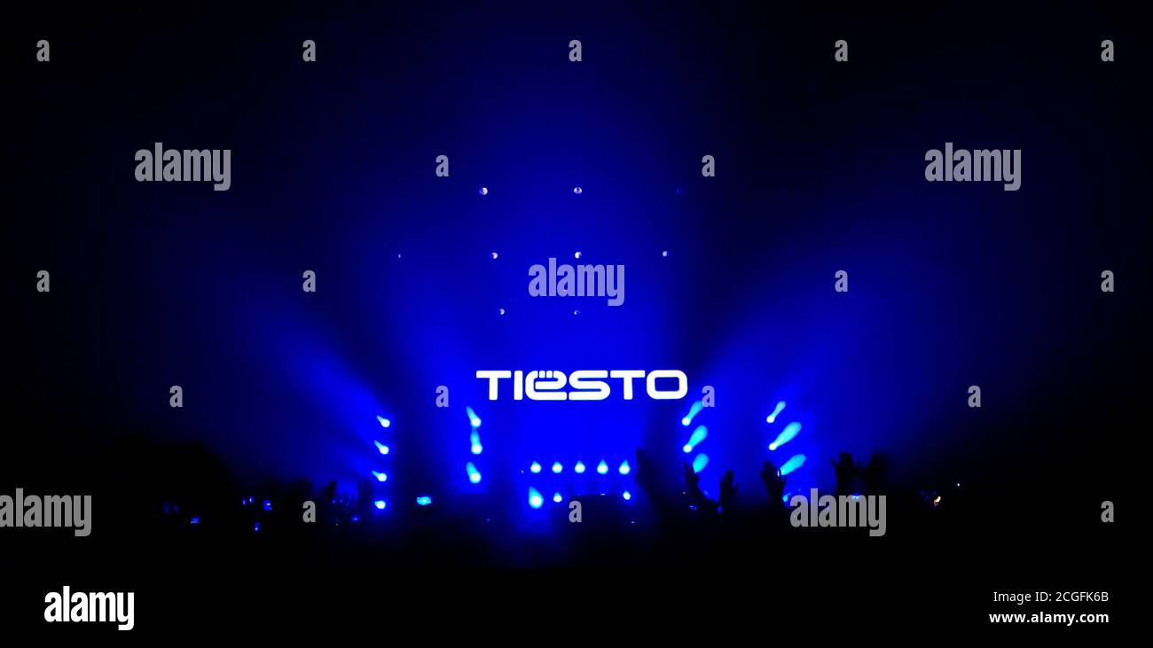 Tiesto hi-res stock photography and images - Alamy