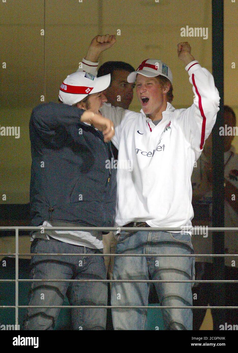 PRINCE HARRY CELEBRATES ENGLAND’s VICTORY ENGLAND v SOUTH AFRICA, 2003 RUGBY WORLD CUP, PERTH, AUSTRALIA - 18/10/2003  PICTURE : MARK PAIN / ALAMY Stock Photo