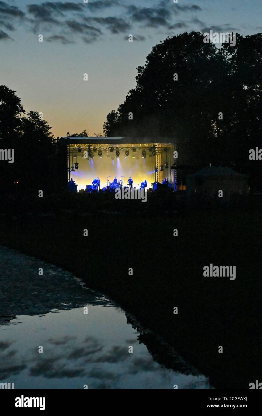 Neuhardenberg Germany 10th Sep The Band Element Of Crime Will Play On The Stage Of The Stiftung Schloss Neuhardenberg Late In The Evening Element Of Crime Played In Front Of An