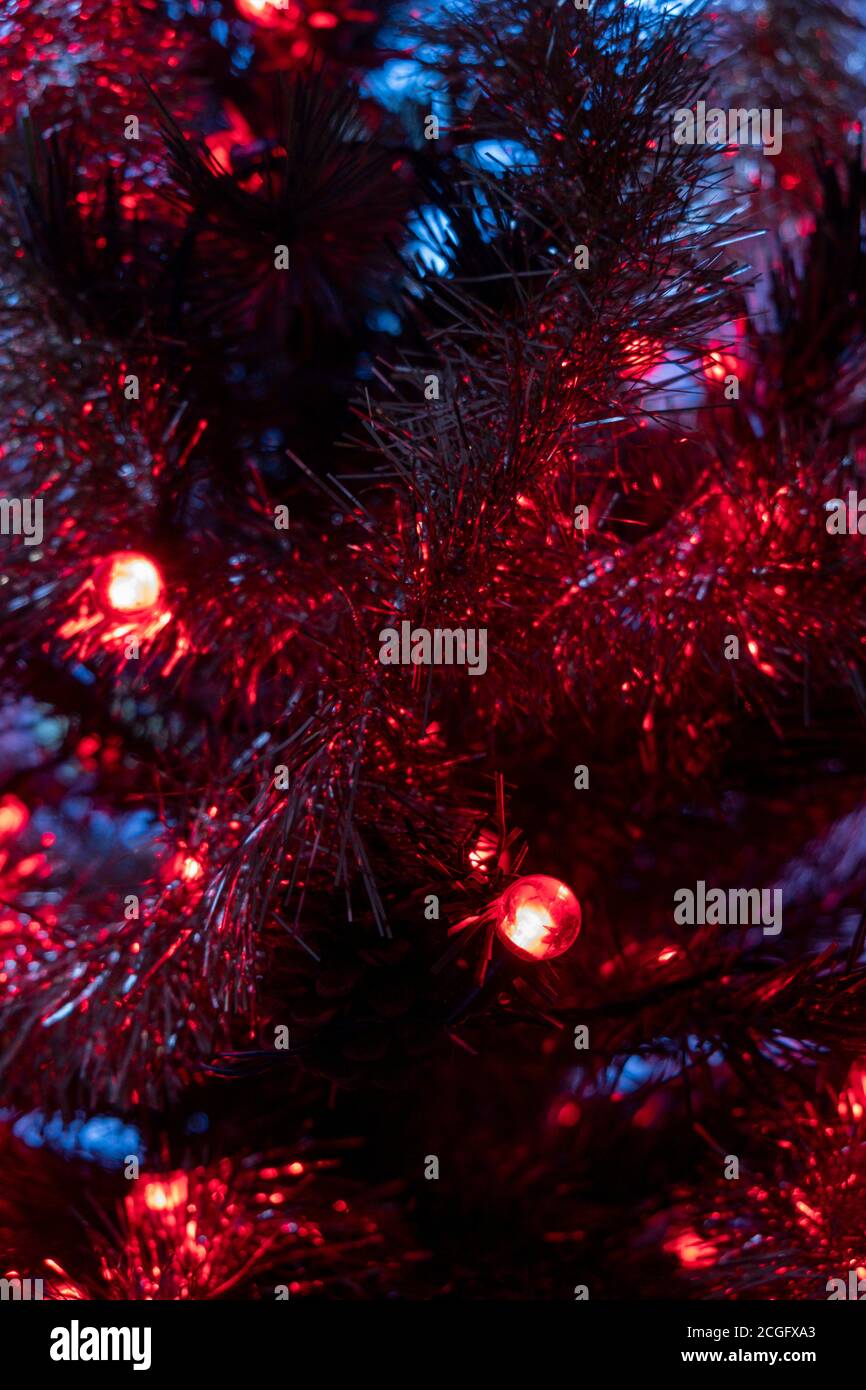 Tinsel tree hi-res stock photography and images - Alamy