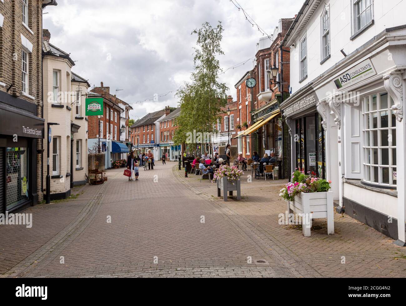 People And Shops In Pedestrianised Street In Town Centre Halesworth people-and-shops-in-pedestrianised-street-in-town-centre-halesworth