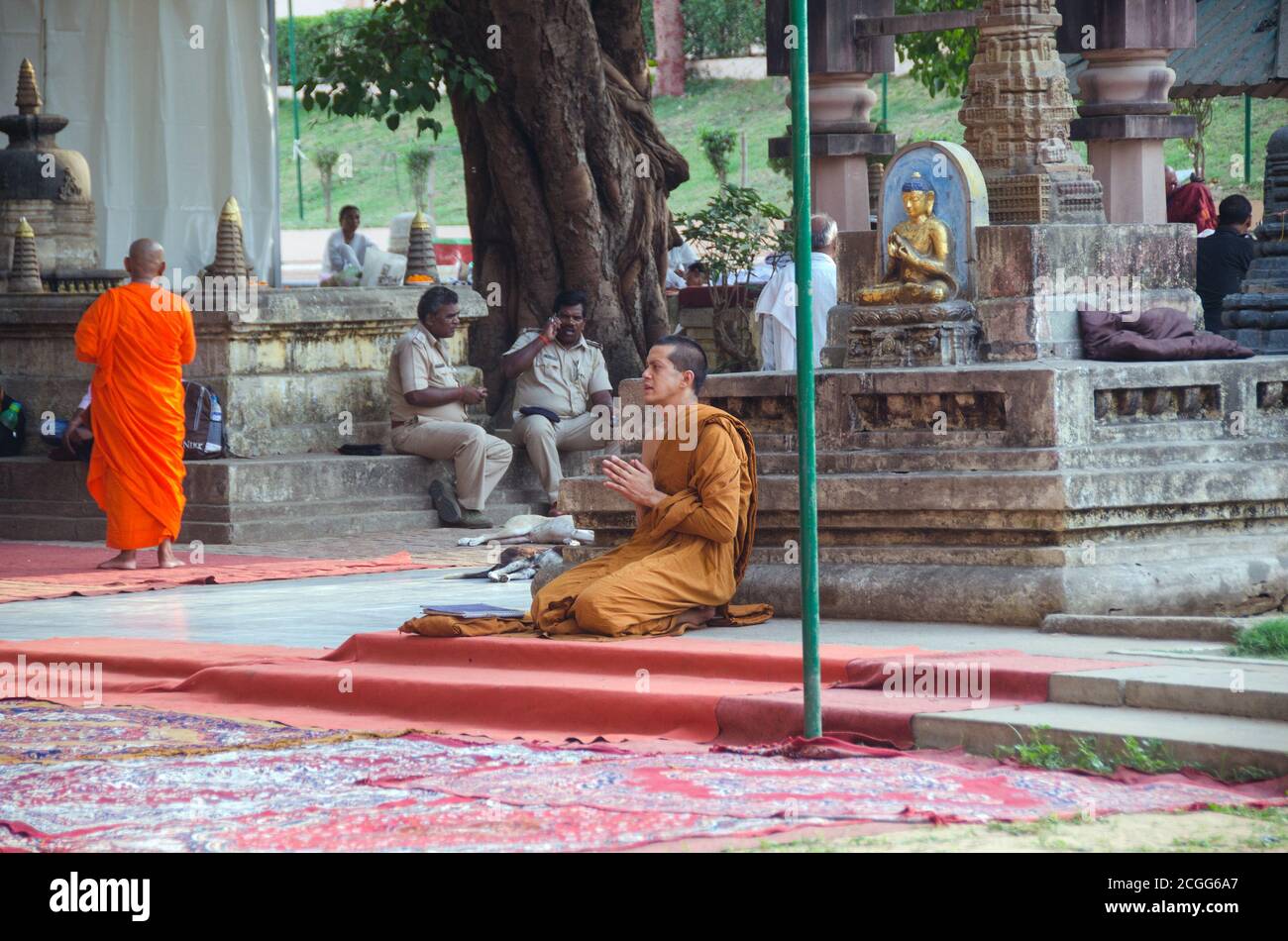 chanting lama at bodh gaya bihar Stock Photo