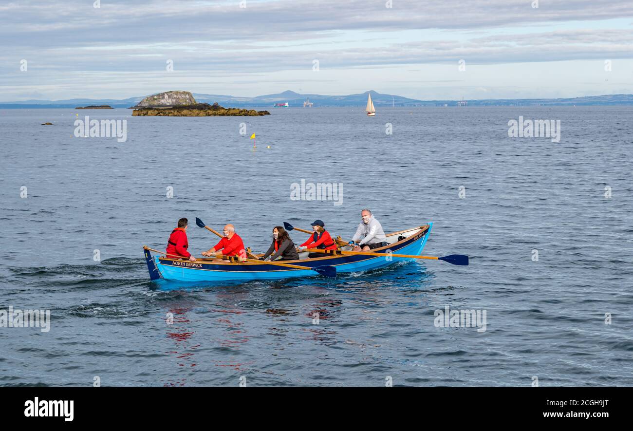 Wearing of masks hires stock photography and images Alamy