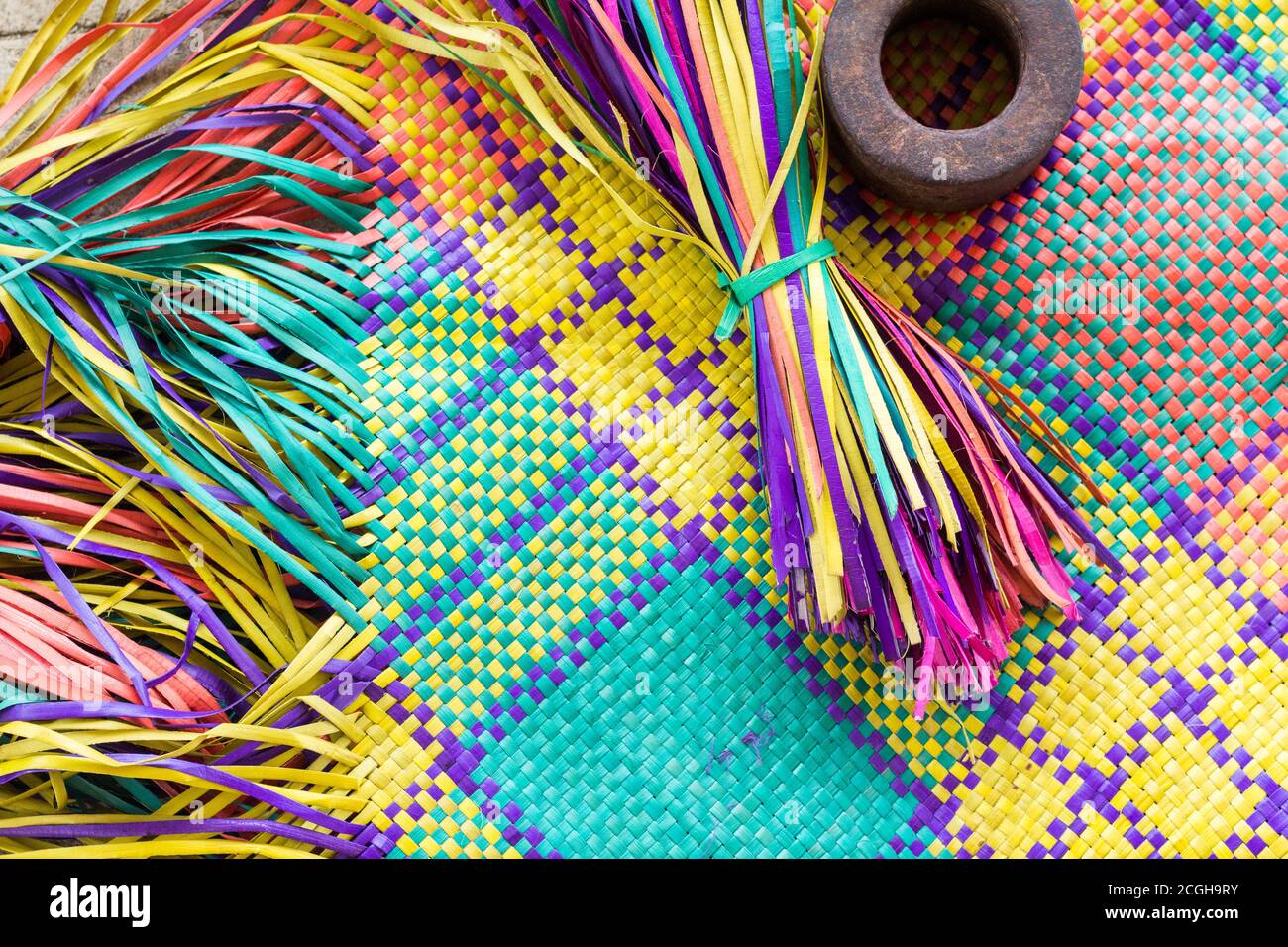 Tribal craft hires stock photography and images Alamy