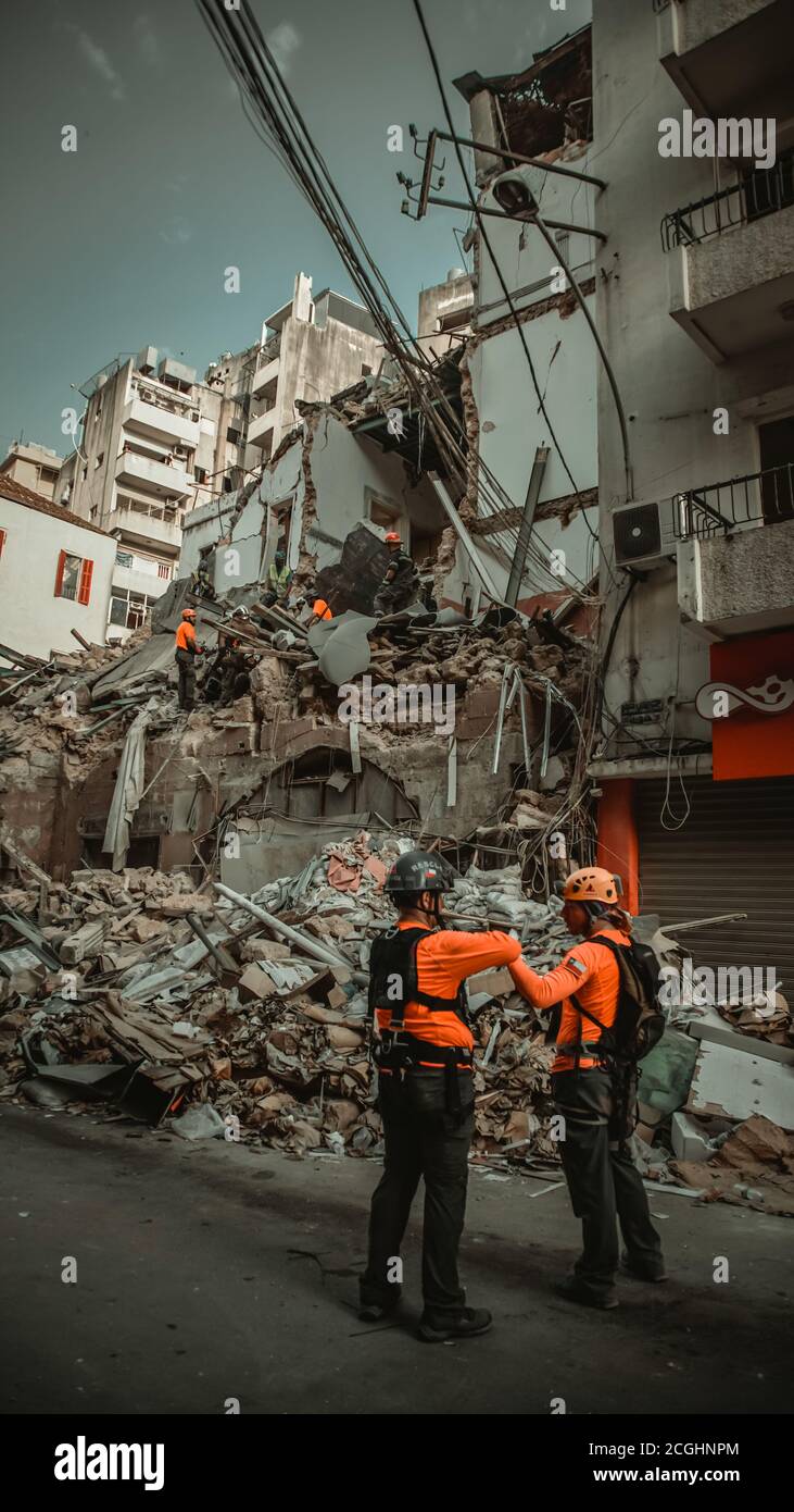 Team work middle east hi-res stock photography and images - Alamy