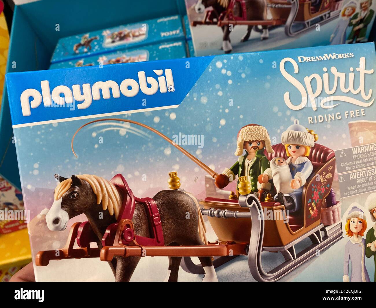 Viersen, Germany - July 9. 2020: View on playmobil carton box with horse  carriage christmas edition in german toy store (focus on box left Stock  Photo - Alamy