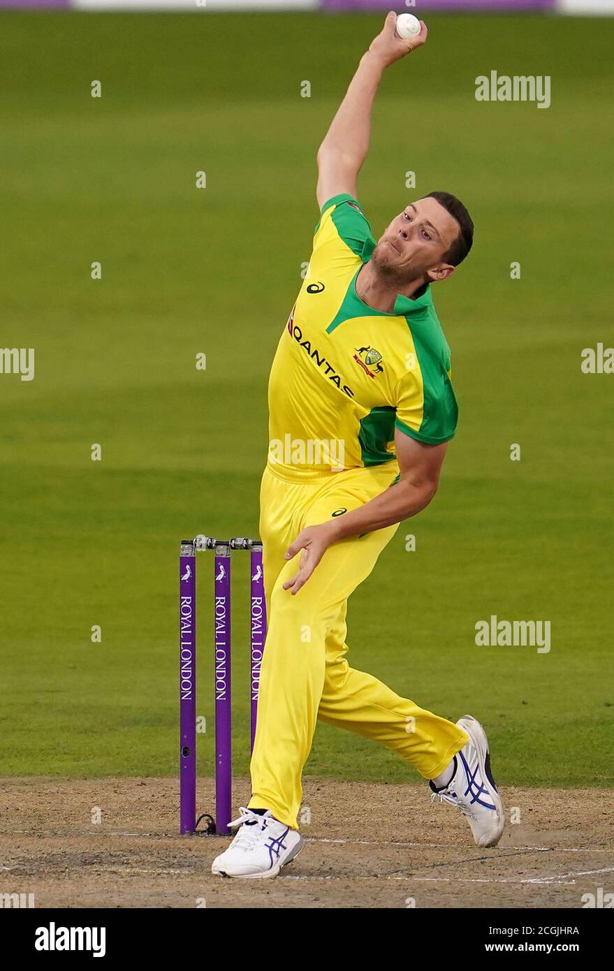 Josh Hazlewood'S Shocking Bowling Figures: Australia Suffers A Defeat - 65ii1w0