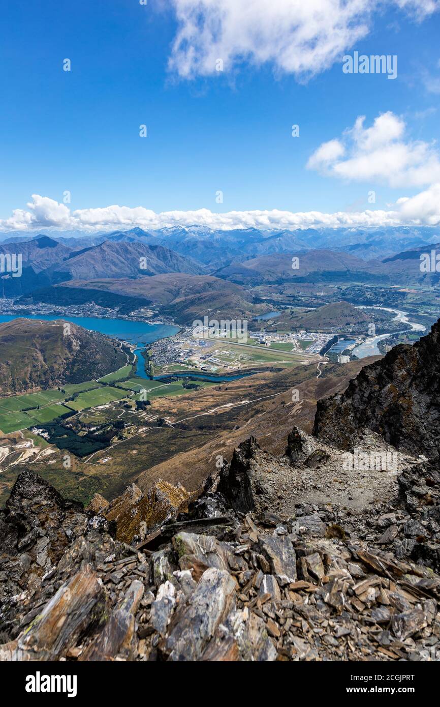 Queenstown and Lake Wakatipu, Otago, South Island, New Zealand, Oceania ...