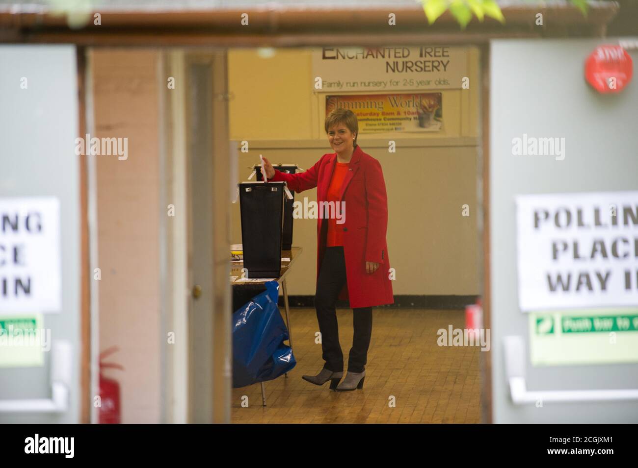Uddingston, Scotland, UK.  Pictured: Nicola Sturgeon - First Minister of Scotland and Leader of the Scottish National Party (SNP) visiting her local polling station to cast her vote in the European Elections for the SNP to keep Scotland in Europe. Credit: Colin Fisher/Alamy Live News. Stock Photo