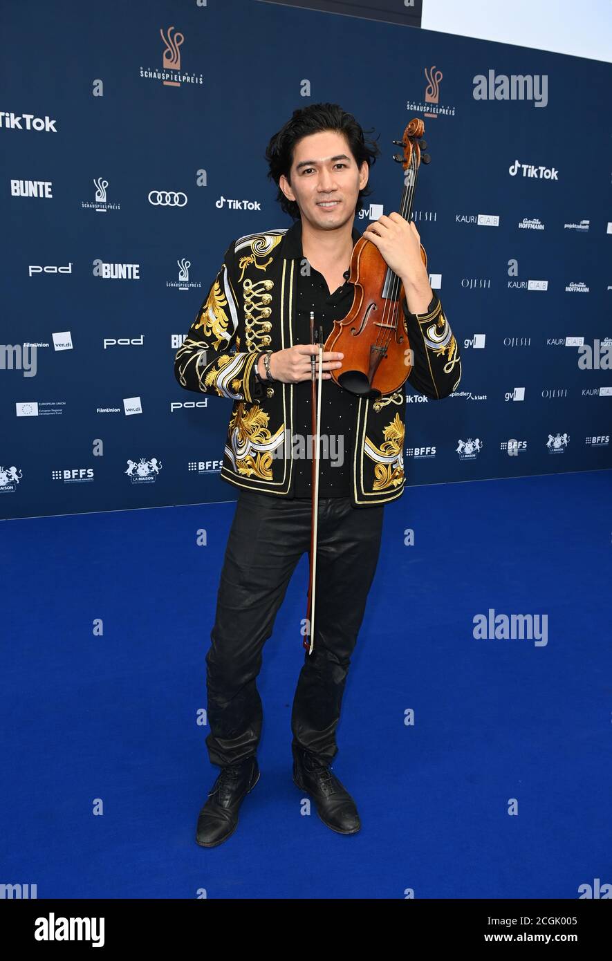 Berlin, Germany. 11th Sep, 2020. The violinist Iskandar Widjaja comes to the presentation of the German Acting Prize. The award has been presented by the German Federal Association of Actors (BFFS) since 2012. Credit: Jens Kalaene/dpa-Zentralbild/dpa/Alamy Live News Stock Photo