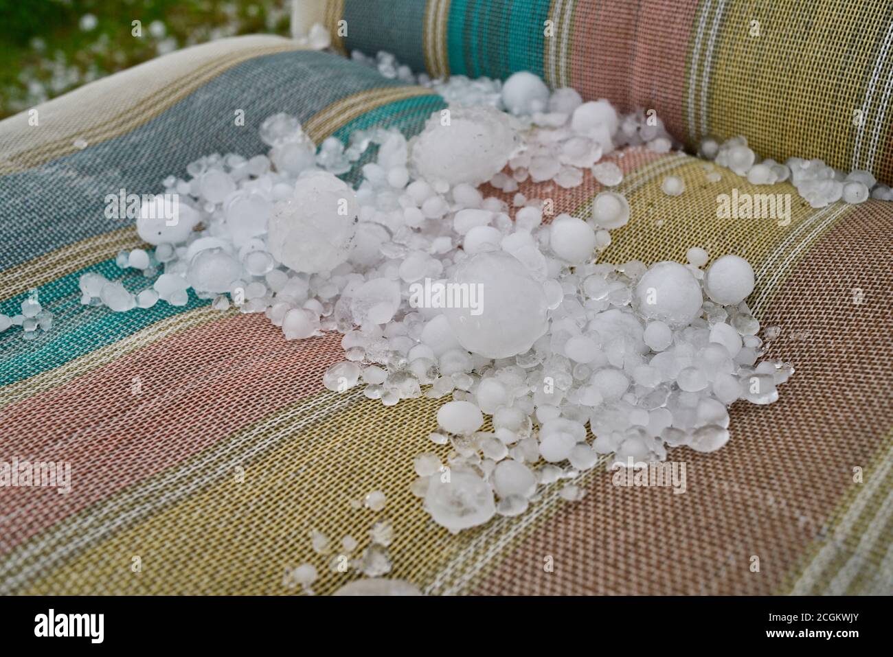 Warning piles hi-res stock photography and images - Alamy