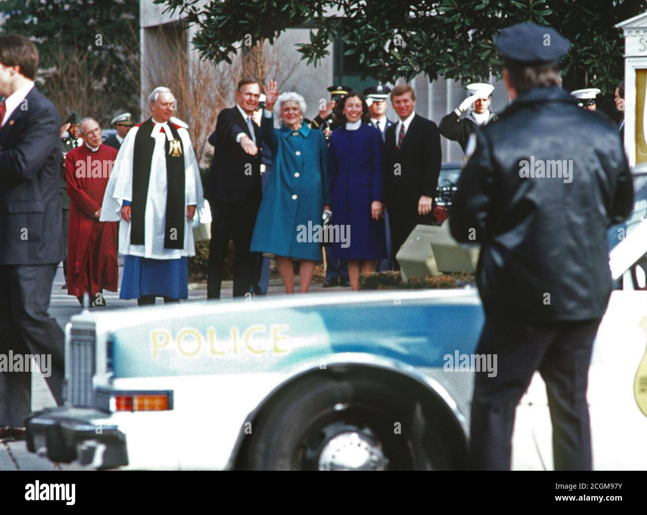 Members of the clergy stand beside President-elect George H.W. Bush, Barbara Bush, Marilyn Quayle and Vice President-elect J. Danforth Quayle following a Mass at St. John's Episcopal Church. Stock Photo