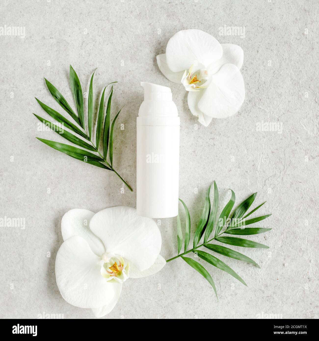 Essential oil, vegetable extract, serum, hyaluronic acid, facial cream