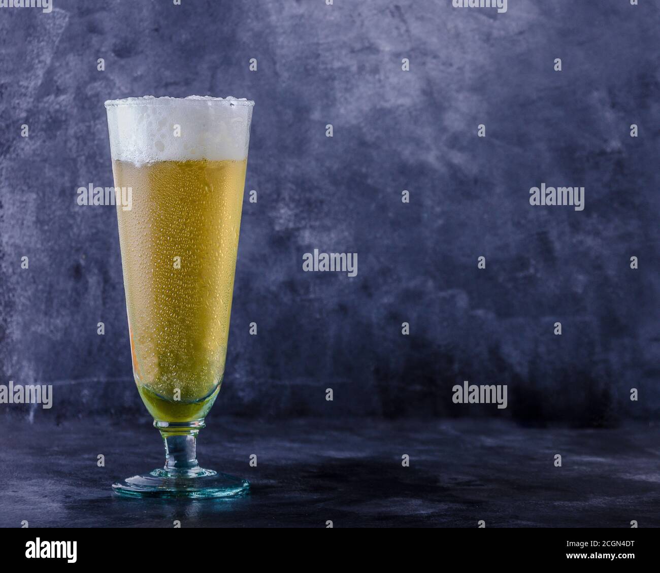 Cooler full of beer hires stock photography and images Alamy