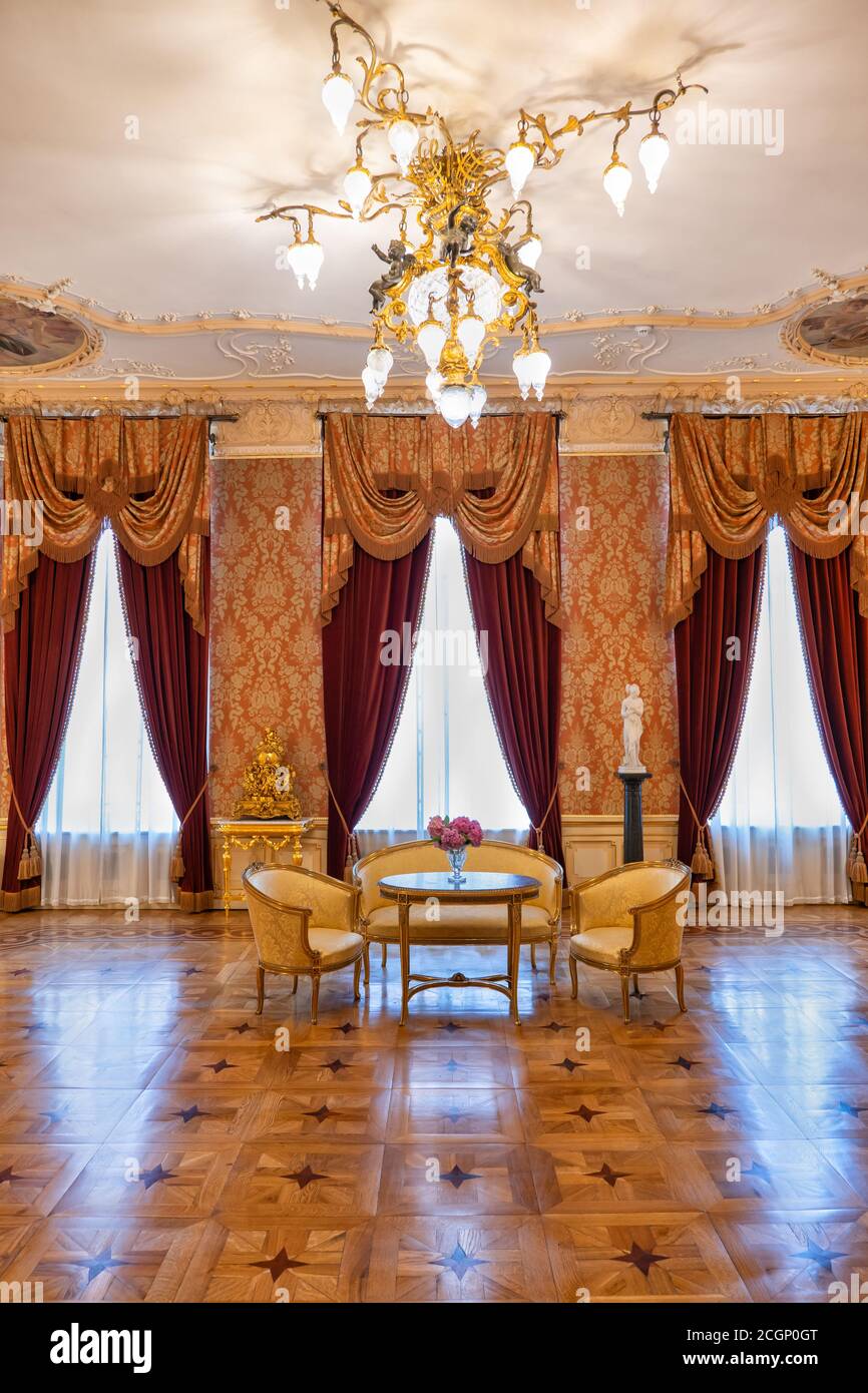 Neo rococo style hi-res stock photography and images - Alamy