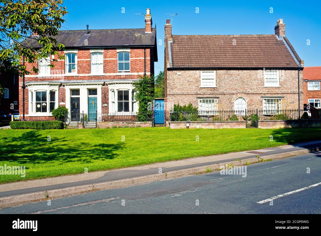 Chantry houses hires stock photography and images Alamy