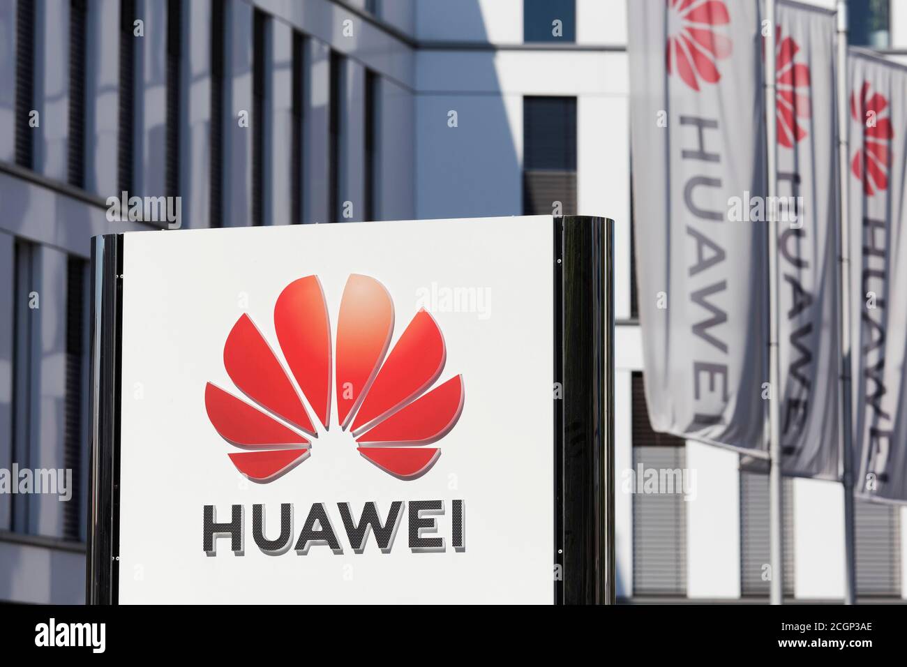 Huawei technologies hi-res stock photography and images - Alamy